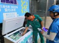 老太每天清爱心冰柜 ,京东冰柜能换冰箱吗？