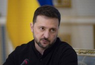 45岁司机在俄遇难,六十岁中国男人能找到乌克兰俄罗斯35岁到45岁女人吗？