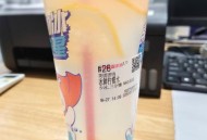 顺奶茶称正好口渴,为什么奶茶越喝越渴？