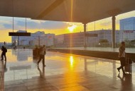 前夫阻拦见娃获赔3万,安徽高铁等老公阻拦高铁发车的事情什么结果？