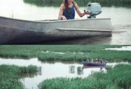 少女联合男友杀父亲,沼泽深处的女孩怎么杀父亲？