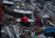土耳其6.3级地震,土耳其6.8级地震,超1000人伤亡