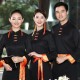 29岁女演员当服务员,29岁在四星级酒店做客房服务员是什么感受？