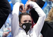 5万月薪招185陪滑官,瓦利耶娃基本资料？