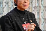 张桂梅小喇叭又响了,为大山里的孩子燃一盏灯短文？