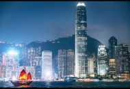 把爱家爱国统一起来,作为大学生应该如何爱国爱家爱自己？