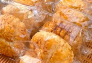 郑州6元面包摊走红,郑州哪里有好吃的面包？