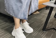 人脚一双100码大鞋,人脚一双100码大鞋能穿吗