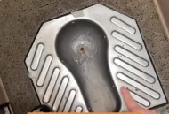 被困高铁厕所10分钟,高铁上厕所有时间限制吗? 被困高铁厕所10分钟,高铁上厕所有时间限制吗?