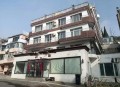 小村庄住一晚要两千,3000人的村庄开个小卖部一个，月能挣多少钱？