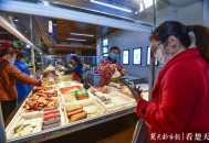 3岁娃看店5分钟开单,武汉城管将告别“手开单”，1分钟扫码缴罚款, 你怎么看？