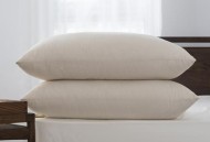 曝酒店枕头用10年,为什么酒店枕头有股怪味？