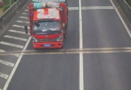 高速龟速占道引众怒,高速公路龟速行驶罚分