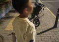 小孩高速路边方便,小孩高速路边方便骑车吗