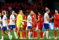 中国女足0比8惨败,中国女足0比8惨败英格兰