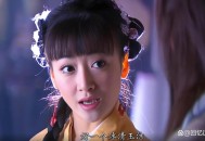 独臂女模仿杨过走红,怎么看待说郭芙可爱，骂杨过是独臂怪物的人呢？