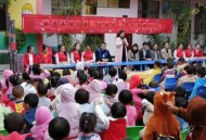 千班万元捐赠引争议,国家搞普惠性幼儿园为什么要幼儿园捐赠3万元才审批？