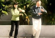 翁帆发文纪念杨振宁,翁帆前夫是谁？普通职员翁帆爸娶杨振宁孙女是真的吗？