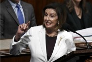 佩洛西炒股获利1.3亿,“让特朗普进监狱！”美国众议院议长佩洛西为何有如此想法？