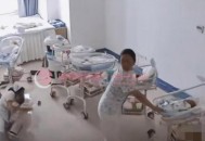 新生儿在医院夭折,有人和我一样孩子早产走了,几个月都没走出来的吗?想到孩子都会哭,该怎么办? 新生儿在医院夭折,有人和我一样孩子早产走了,几个月都没走出来的吗?想到孩子都会哭,该怎么办?