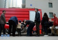 一小区自来水呈红色,自来水是红色的能喝吗？
