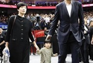 姚明女儿身高近2米,姚明女儿出生时的身高是多少？