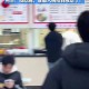 食堂无座站着吃饭,为什么女孩子不敢和男生坐一起吃饭？