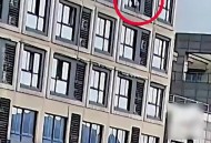 救女童后不敢看评论,蓝焰突击孟凡救小女孩被讹后续？