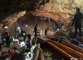 洞穴失联6天生还,泰国13人洞穴探险失联多日，为什么举国救援却毫无进展？