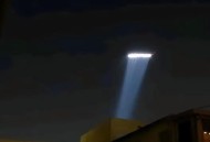 美国疑现黑色UFO,美国首次发布UFO调查报告，是中国“黑科技”？还是外星飞行器？