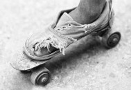 泰一家5口惨死家中,泰主播称沉船事故是"中国人带中国人来死"，你如何评价这件事？