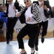 鸟叔受韩国警方调查,韩国歌手"鸟叔"PSY演唱会中高处坠落意外不治身亡？是否造谣？