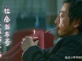 这地方已穿上棉袄了,《孔乙己》一文中写道：“我整天的靠着火，也须穿上棉袄了。”这样写有什么作用？（简要回答）？