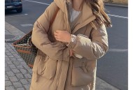 羽绒服别买卡其色,羽绒服别买卡其色好看吗