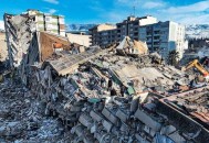 土耳其发生6.1级地震,土耳其接连发生两次7.8级在内的共四次强烈地震，有没有预兆？