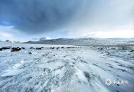 青海一草原7月下雪,青海为什么在下雪？