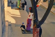 北京胡同大树披毛衣,织毛衣树叶子怎么织？