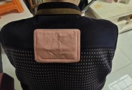 老人误把暖宝宝当药,托玛琳自发热护腰小林暖宝宝哪个更适合老人用？