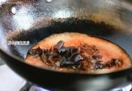 日本发放过期救济粮,日本豆腐过期了还能吃吗？