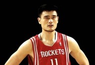 姚明开始领养老金了,姚明在NBA打了那么多年球，老了以后有退休金吗？具体有多少？