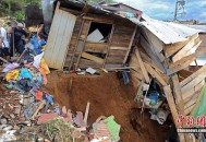 甘肃滑坡45户被埋,兰州大沙坪山体滑坡原因？