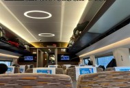 高铁仅17排买到19排,高铁车厢进去是第几排？