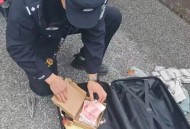 家中38万现金被盗,女乘客将箱子遗落出租车，西安的哥打开一看傻眼了：装有38万元现金, 你怎么看？