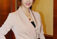 刘晓庆被曝偷税漏税,1.6亿片酬“阴阳合同”偷税漏税，不出意外这次她要坐牢了吧？