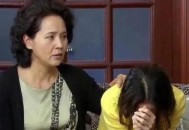 老太被骗30万后离婚,我30岁老太太80岁要嫁给我我们可以结婚吗？