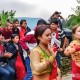 印度兄弟同娶一新娘,有一个电影讲一个印度人去英国大学念书加入学校兄弟会？