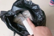 男子薅光公厕卫生纸,在拼多多大批量撸纸巾的步骤？