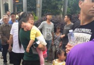 29岁新手妈妈失踪1周,大妈医院“卧底”29年只为寻找走失的儿子，你怎么看？