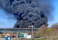 纽约发生汽车爆炸,纽约发生汽车爆炸事件