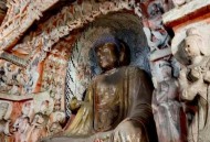 石窟大佛前办时装秀,云冈石窟前三大佛？